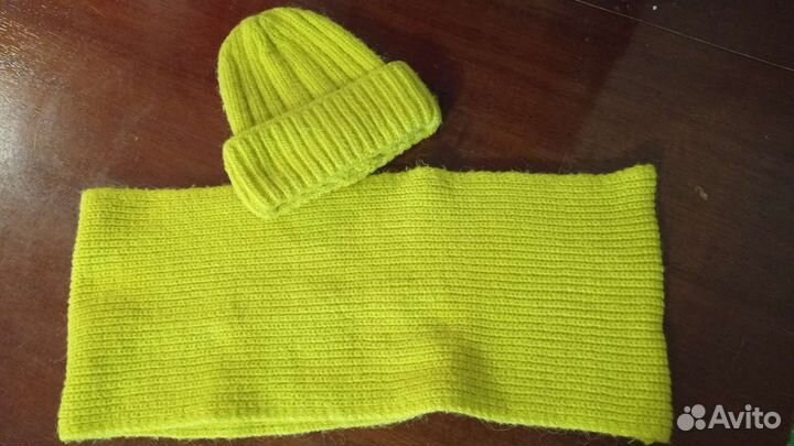 Комплект шапка и снуд
