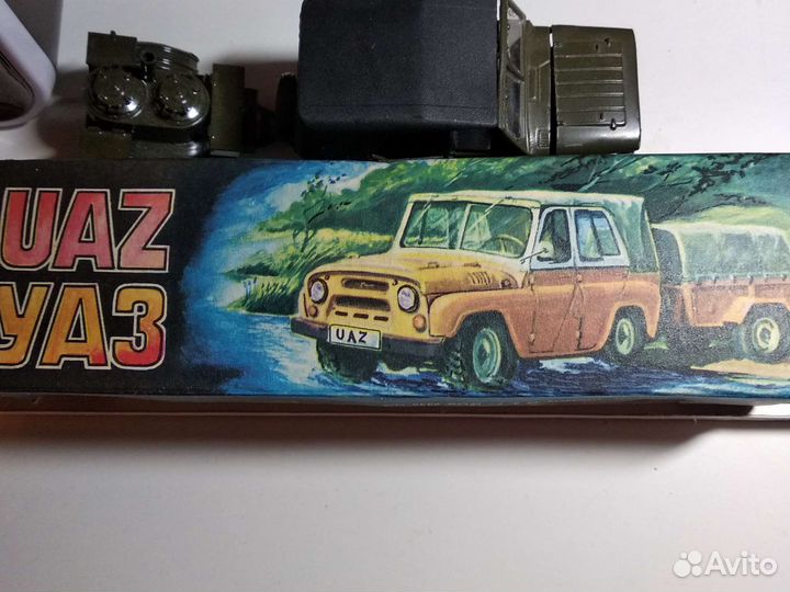 Модель автомобиля УАЗ 1*43