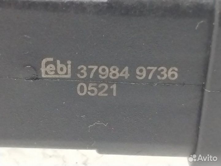 Датчик положения коленвала Mercedes-Benz S-Class