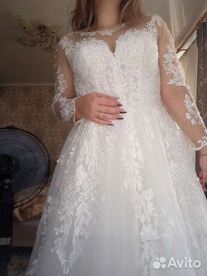 Свадебное платье