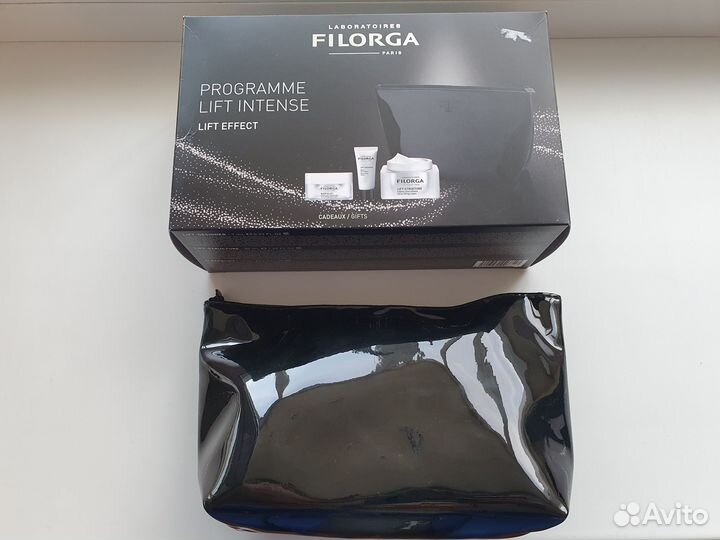 Косметичка Filorga лаковая