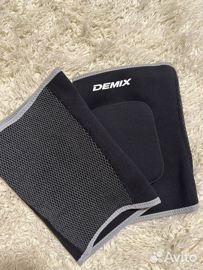 Наколенники