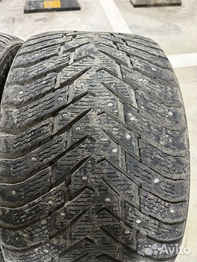 Nokian Tyres Hakkapeliitta 8 SUV 275/40 R20 и 315/35 R20 106T