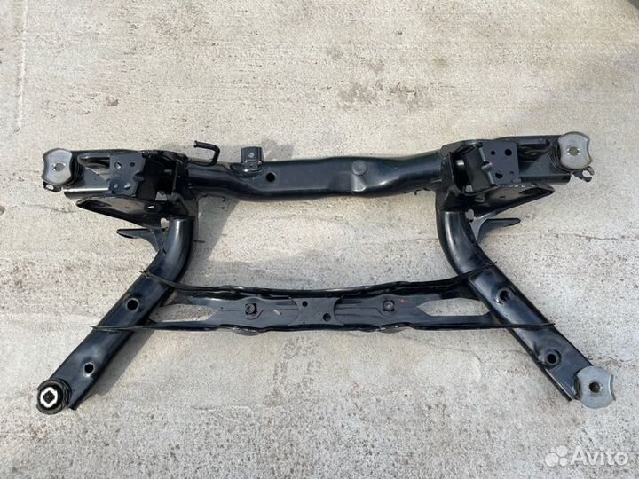 Подрамник задний Volkswagen Tiguan