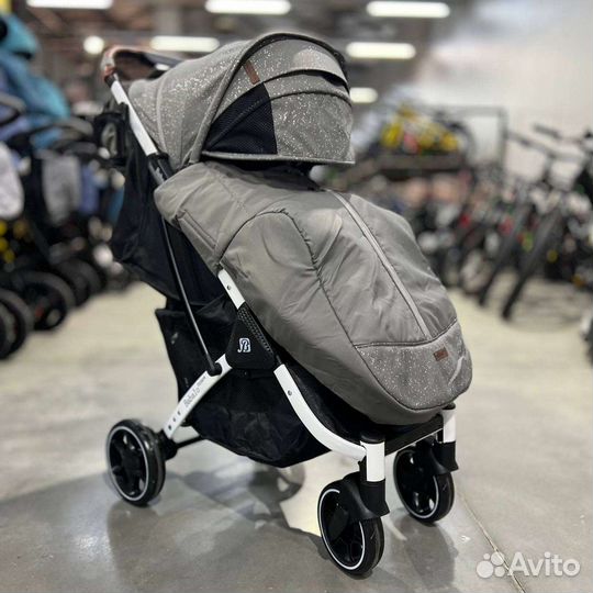 Прогулочная коляска babalo future