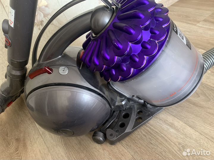 Пылесос Dyson DC 52 allergy
