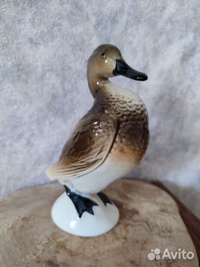 Статуэтка утка чирок фарфор сувенир