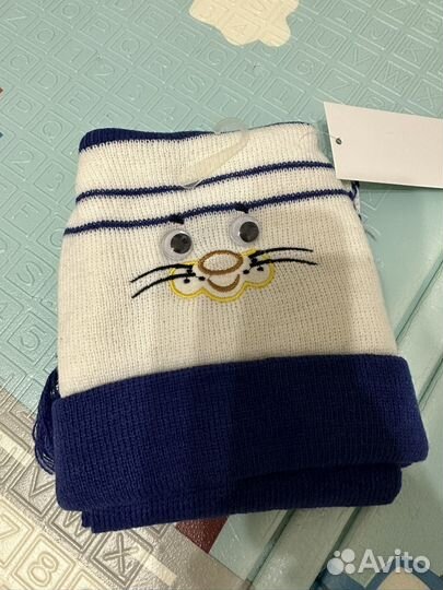 Комплект шапка и шарф новые