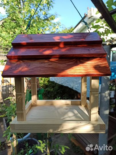 Кормушка для птиц