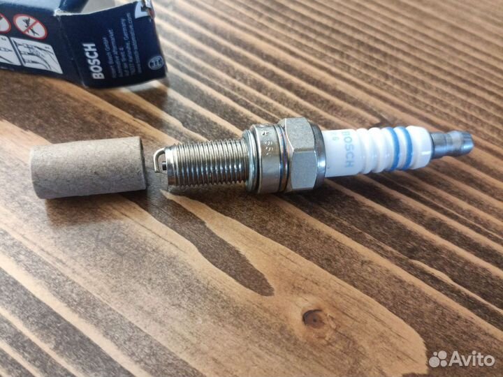 Свеча bosch UR2CC