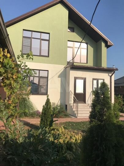 Дом 200 м² на участке 11 сот.