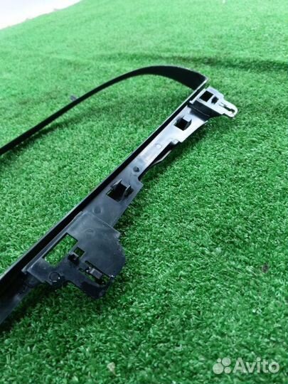 Рамка панели приборов Mercedes-Benz M-Class W163