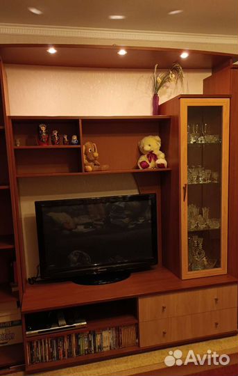 Стенка в гостиную