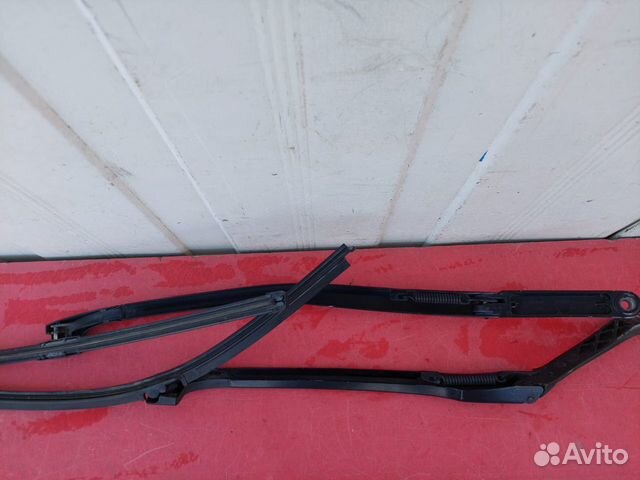 Поводок стеклоочистителя Volkswagen Phaeton