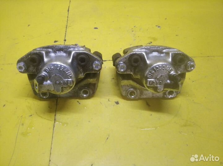 Суппорт передний Renault Sandero