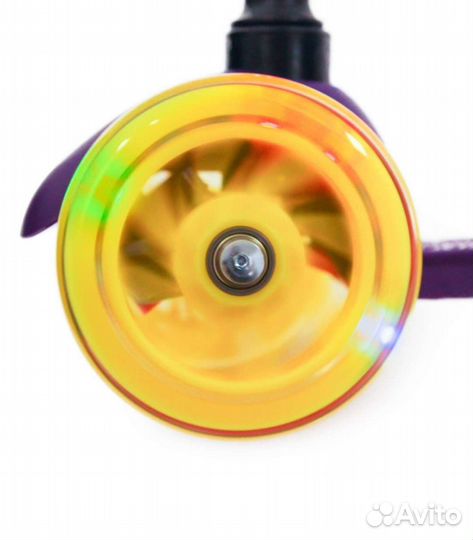 Самокат детский трехколесный. Новый