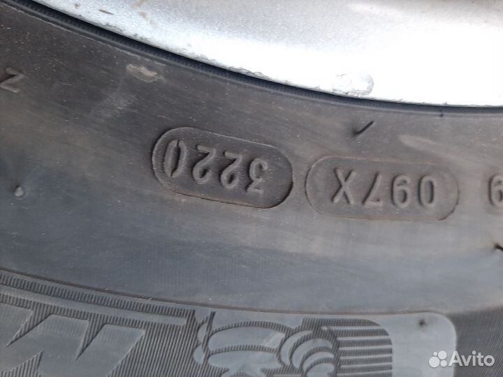 Литые диски Ford R16 на зимней резине Michelin