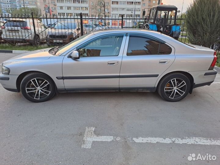 Volvo S60 2.4 AT, 2000, 304 000 км