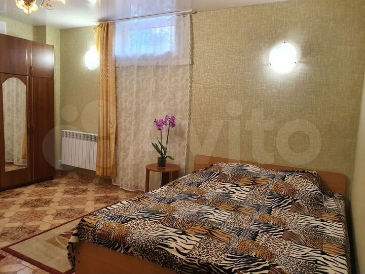 Комната 28 м² в 3-к., 1/3 эт.