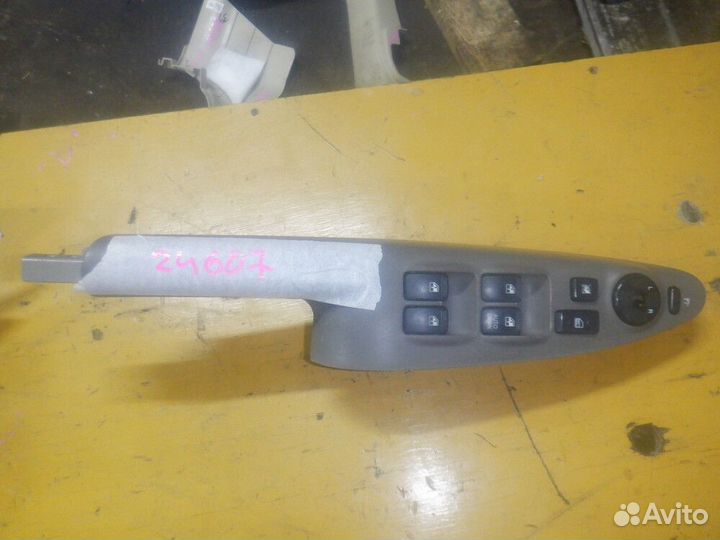 Блок управления стеклопод. прав.перед. Hyundai/ Tu