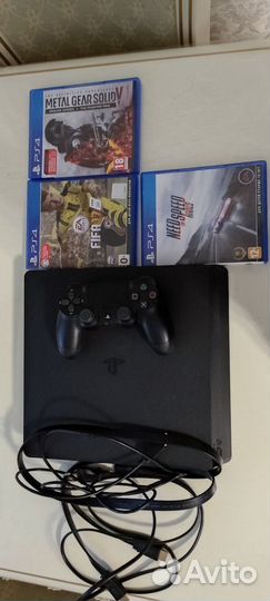Игровая приставка ps4