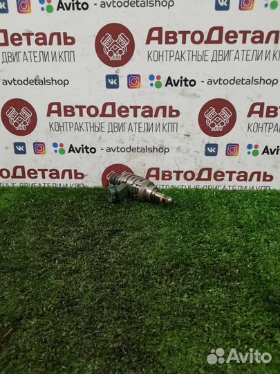 Форсунка топливная Lexus GS 3 2007 2325031028