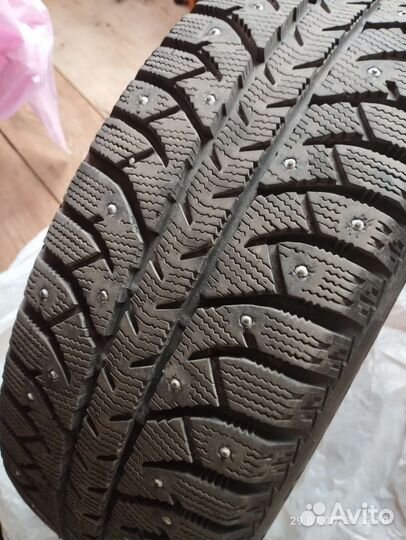 Bridgestone Ice Cruiser 7000S 15/60 R15
