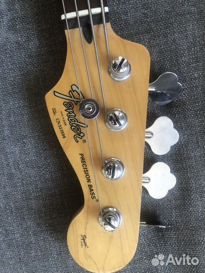 Бас гитара fender precision