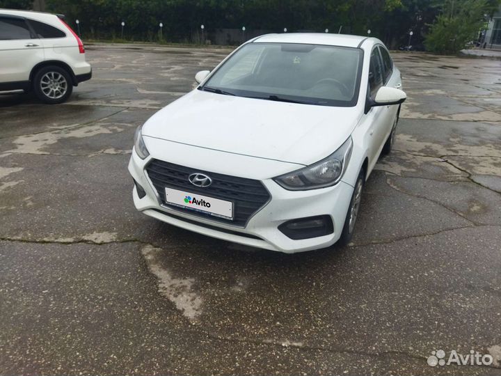 Hyundai Solaris 1.4 AT, 2017, 74 490 км