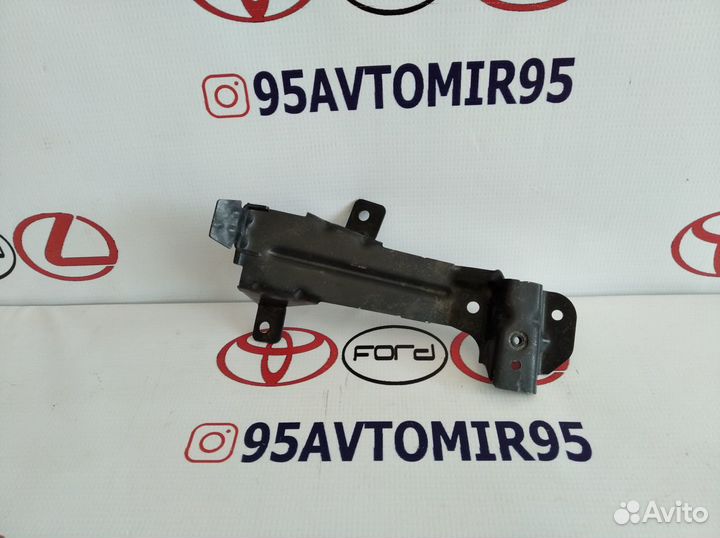 Кронштейн BMW X5 M E70, S63 2011