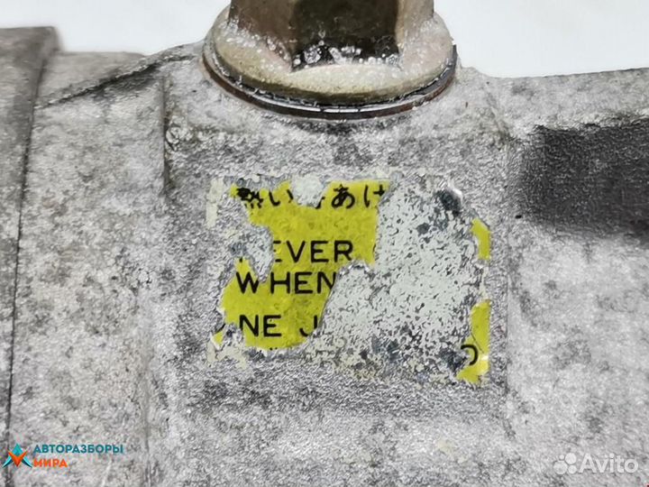 Корпус термостата Mitsubishi Carisma 1999 MD317666