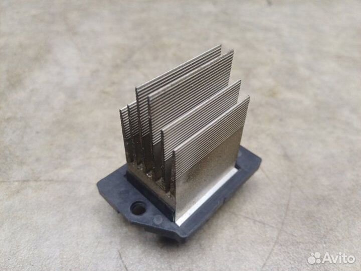 Резистор отопителя Hyundai Ix55 3.0 D6EA AT 2010