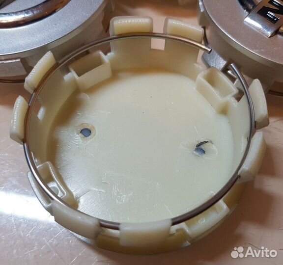 Заглушки колпачки литых дисков Ниссан 70мм