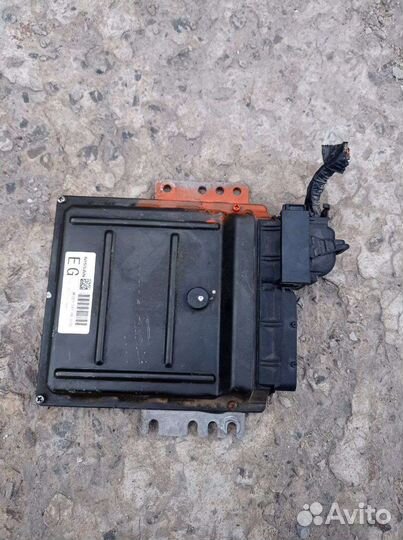 Блок управления двигателем ниссан эльгранд 2.5