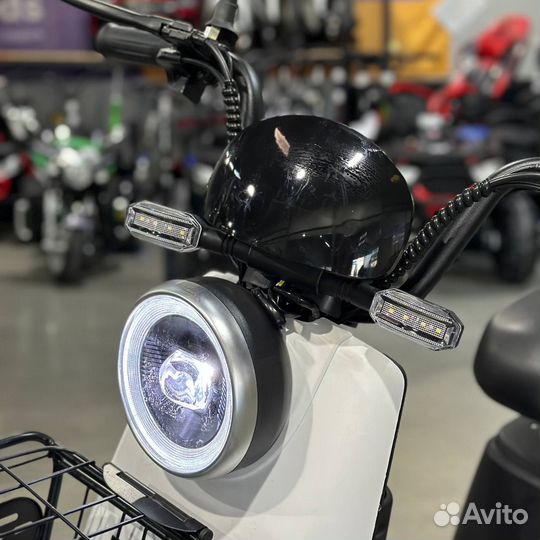 Электросамокат новый