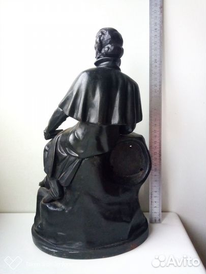 Статуэтка, часы, скульптура Пушкин. Чугун. Касли