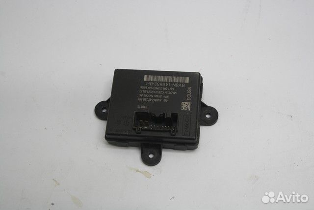 Блок управления дверью Ford Focus 3