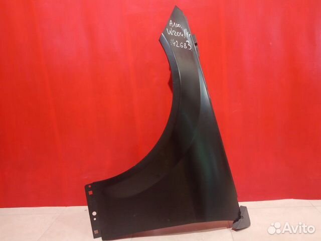 Крыло левое переднее левое Mercedes C-Class W204