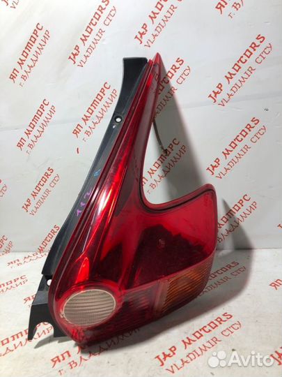Фонарь задний правый Nissan Juke хэтчбек MR16DT