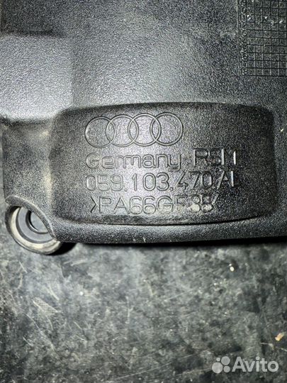 Крышка клапанов audi Q7 4L