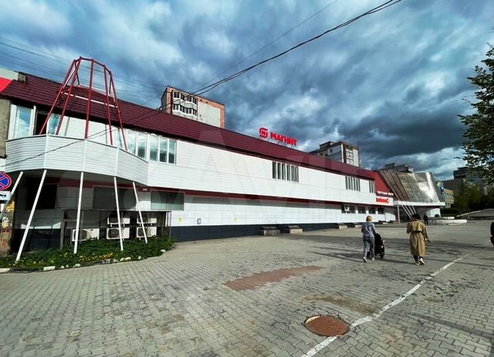 Торговая площадь, 1200 м²