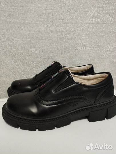 Ботинки туфли школьные для девочки 34 размер