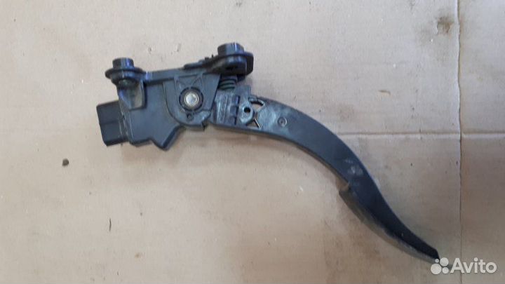 Педаль газа Mitsubishi Lancer CY2A 4A91 2007