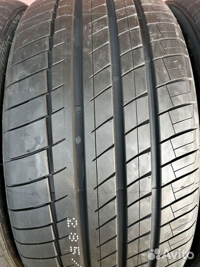 Kapsen RS26 Practical Max HP 255/35 R20 147Y