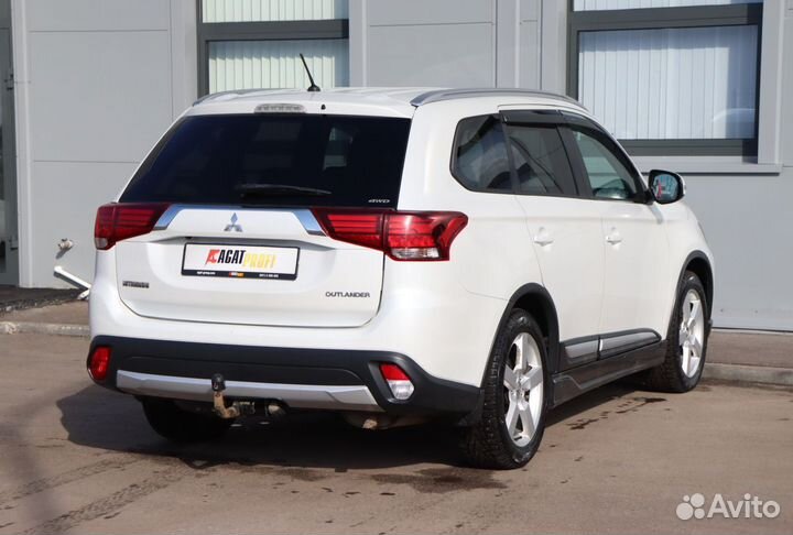 Mitsubishi Outlander 2.0 CVT, 2016, 208 929 км