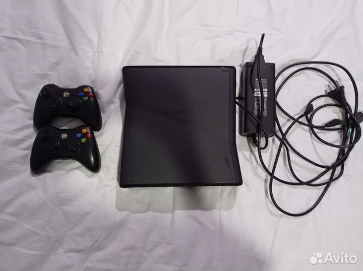 Xbox 360 slim 250gb прошитый freeboot