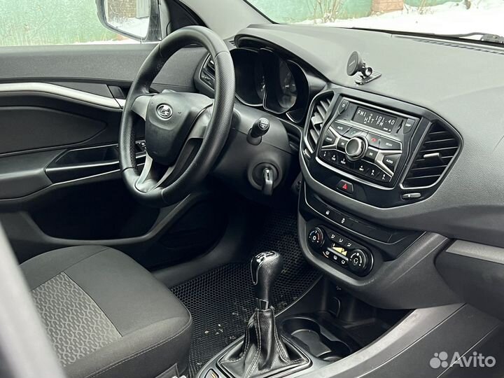 LADA Vesta 1.6 МТ, 2016, 200 000 км