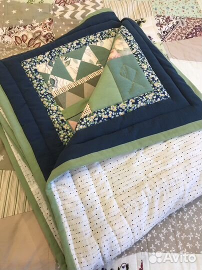 Лоскутное одеяло ручной работы