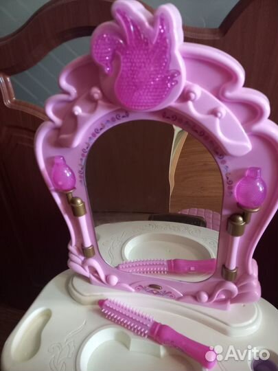 Детский туалетный столик для девочки