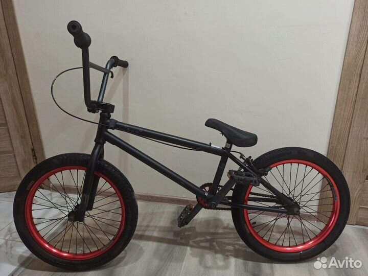 Велосипед BMX